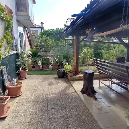 Sodoben Enosobni Apartma Ob Plazi - Modern One-bedroom Beachside *