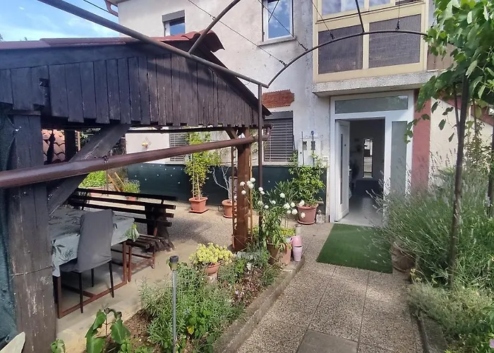 דירה Sodoben Enosobni Apartma Ob Plazi - Modern One-bedroom Beachside